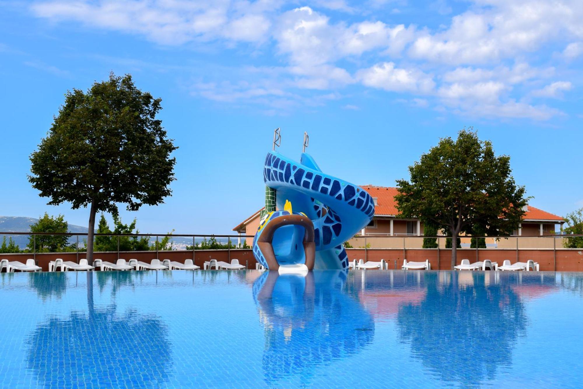 Apartments Grand Novi Vinodolski Resort Extérieur photo